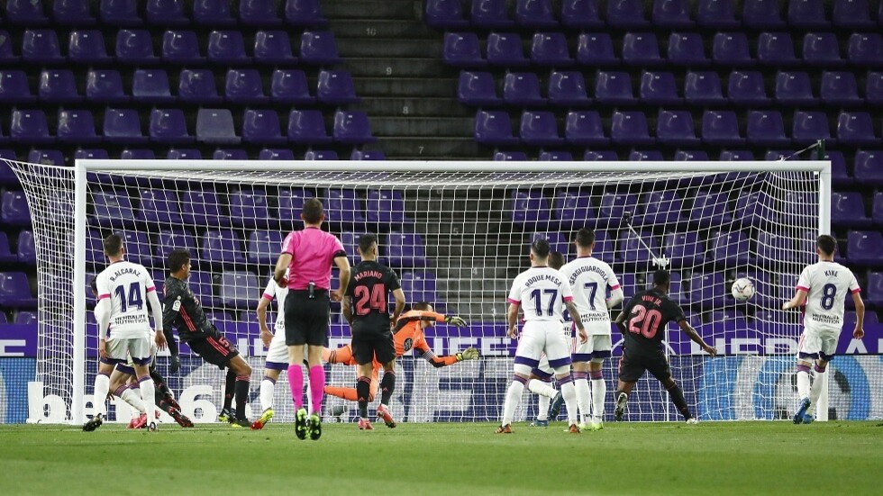 ريال مدريد يشدد الخناق على متصدر الليغا بهدف برازيلي (فيديو)