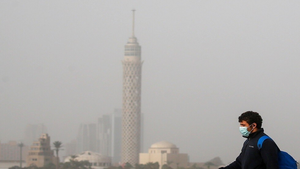 مصر تسجل 623 إصابة و51 وفاة جديدة بكورونا