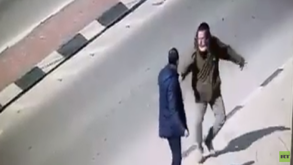 محاولة طعن عند مفترق مستوطنة يتسهار في نابلس (فيديو)