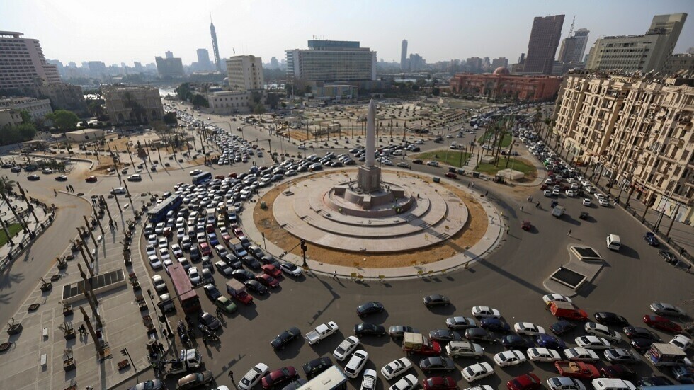 مصر.. الحكومة تقترح على البرلمان تأجيل تطبيق قانون التسجيل العقاري بعد جدل واسع