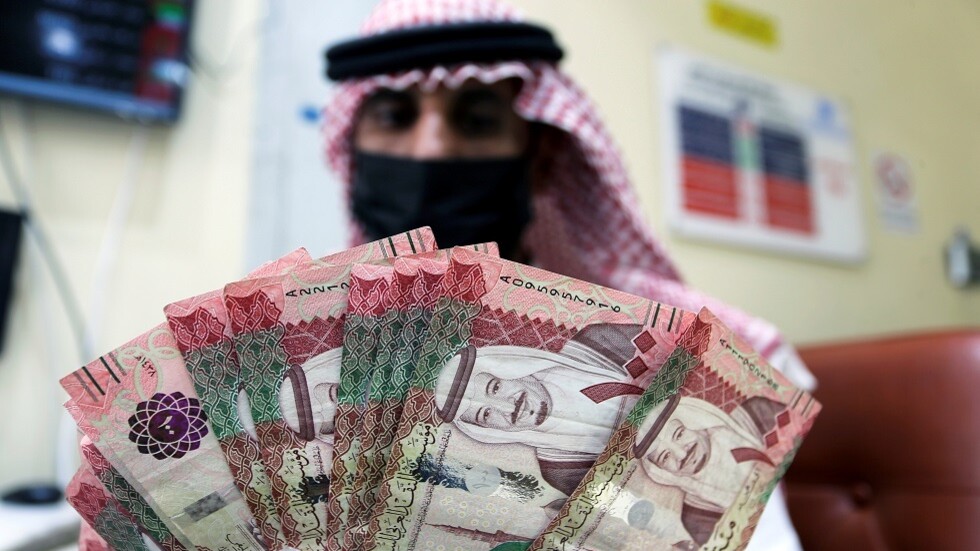 "المركزي السعودي" يمدد برنامجي "التمويل المضمون" و"تأجيل الدفعات"