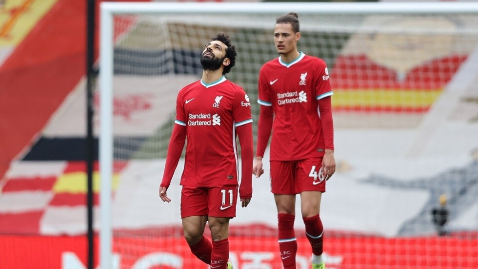أسطورة ليفربول يسخر من 