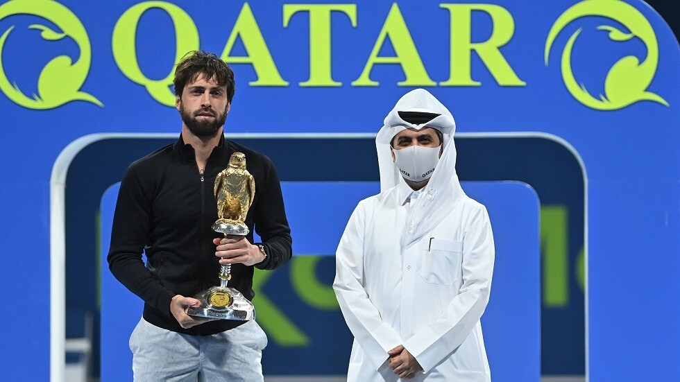 الجورجي باسيلاشفيلي يتوج بلقب بطولة الدوحة لكرة المضرب (فيديو)