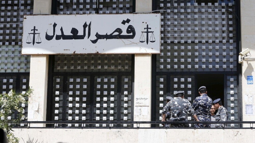 إخلاء سبيل الناشطة اللبنانية كيندا الخطيب بعد إدانتها بالتخابر مع إسرائيل