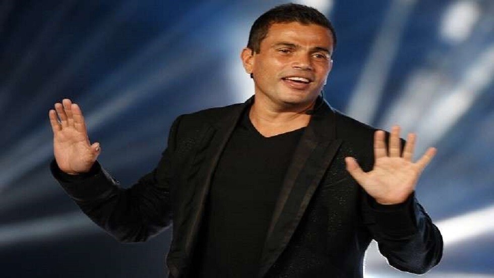 عمرو دياب يعلن إصابته بفيروس كورونا