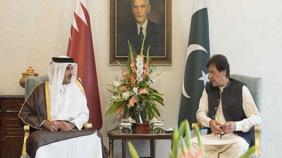 أمير قطر يتمنى الشفاء العاجل لرئيس وزراء باكستان إثر إصابته بكورونا