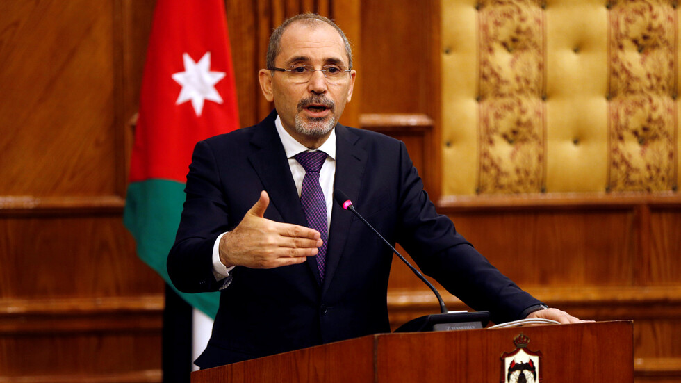 الصفدي: لا نهاية تلوح في الأفق للأزمة السورية