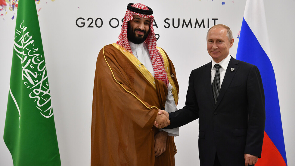بوتين يبحث مع محمد بن سلمان قضايا الساعة الخاصة بالتعاون الروسي السعودي