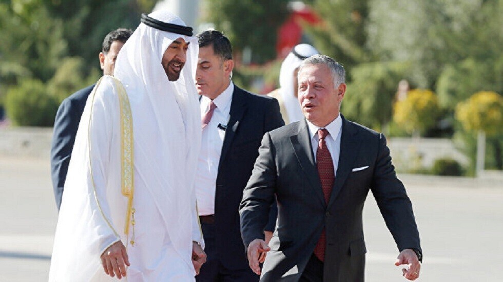 محمد بن زايد يهاتف ملك الأردن ويؤكد تضامنه الكامل مع المملكة