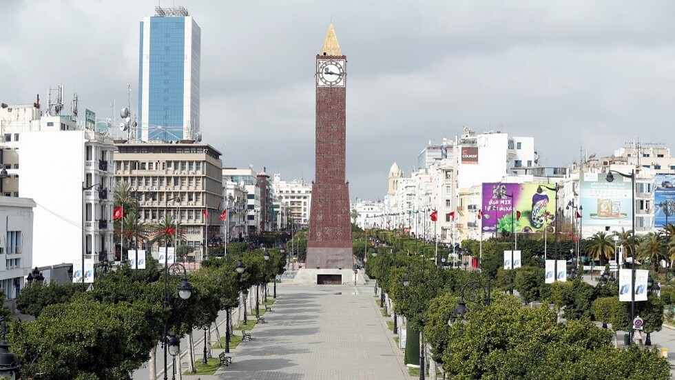 تونس تشدد قيود كورونا