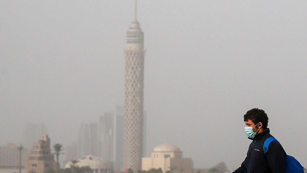 مستشار السيسي: دخول مصر موجة كورونا ثالثة بات قريبا