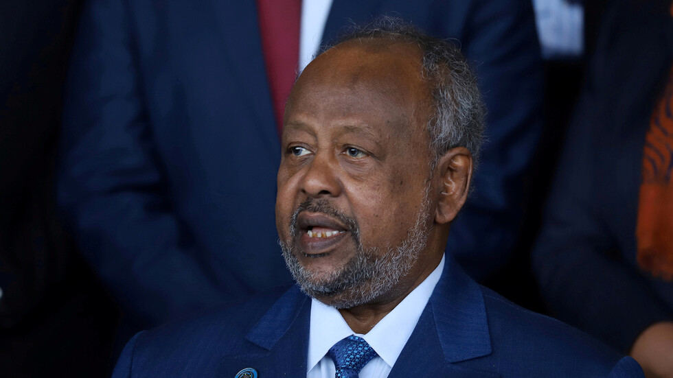 بأكثر من 97%.. إعادة انتخاب إسماعيل عمر جيله رئيسا لجيبوتي