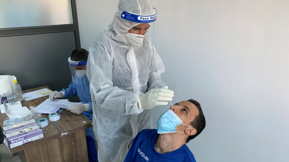 ليبيا تطلق حملة تطعيم ضد كورونا بلقاح "سبوتنيك V" الروسي