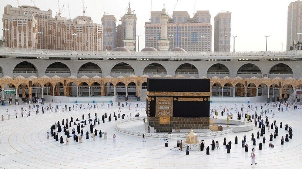 السعودية.. 70 كاميرا حرارية لرصد درجات حرارة المعتمرين في مكة