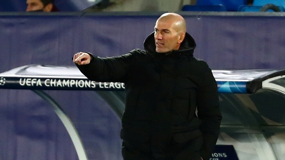 زيدان يشترط التعاقد مع 3 لاعبين لتجديد عقده مع ريال مدريد.. تعرف عليهم