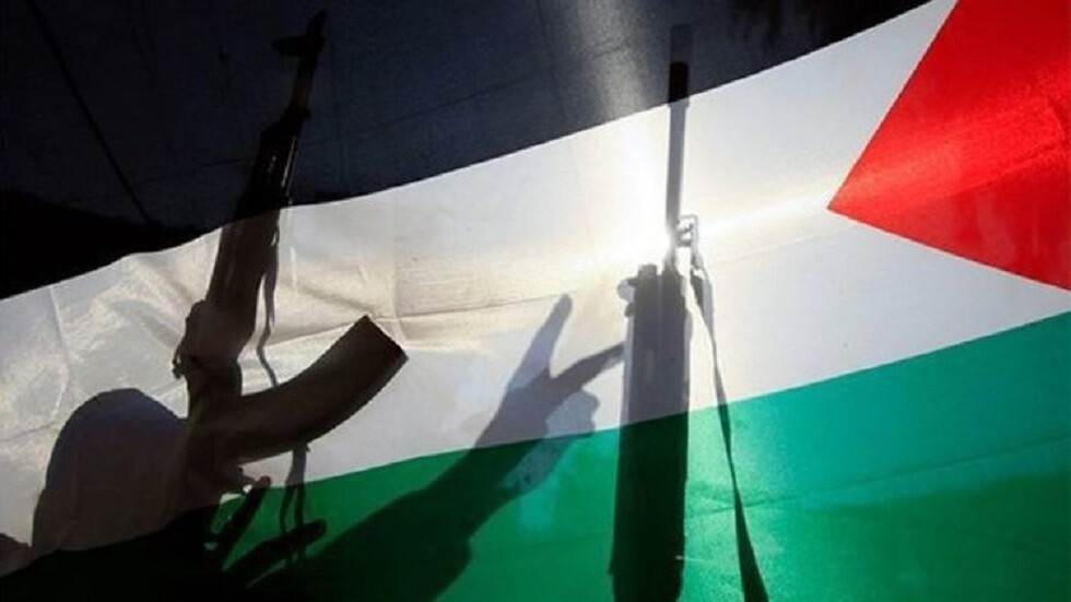 نقابة الصحفيين الفلسطينيين تطالب الحكومة الإسبانية بحماية الصحفي معاذ حامد وعائلته