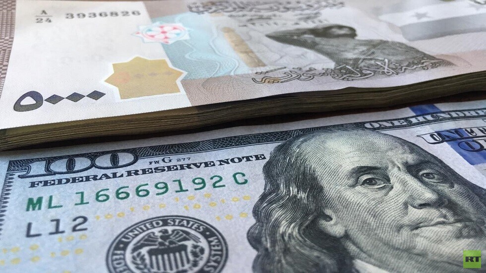 سوريا.. خفض جديد في سعر الدولار للتجار والصناعيين