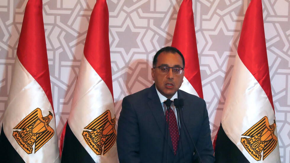 مصر تعلن حظر التجول بمناطق شمالي سيناء