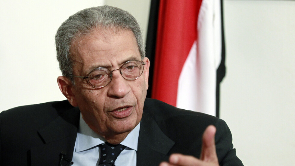 وزير الخارجية العماني السابق: عمرو موسى "ليس دبلوماسيا"