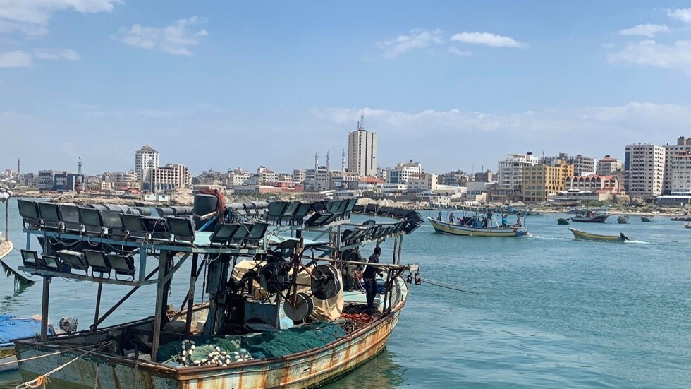 مصر تفرج عن خمسة صيادين فلسطينيين من غزة