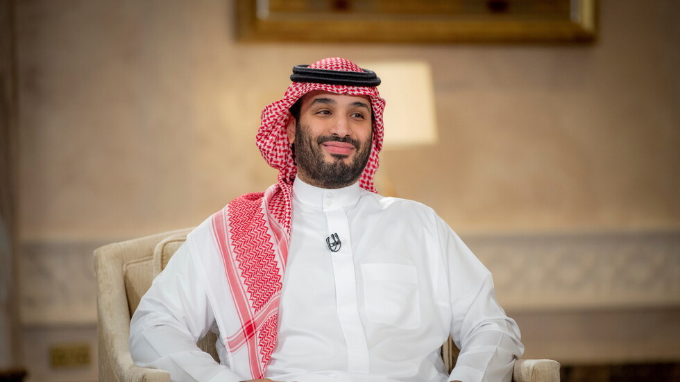ولي العهد السعودي يوجه بصرف 100 مليون ريال لجمعيات خيرية وسداد ديون سجناء