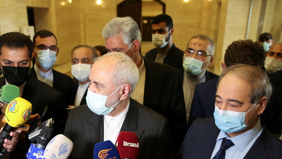 ظريف يعلن افتتاح قنصلية في حلب واستعداد إيران لمراقبة الانتخابات بسوريا