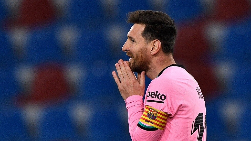 تقرير.. برشلونة مستعد للتضحية بقائده ميسي من أجل التعاقد مع 