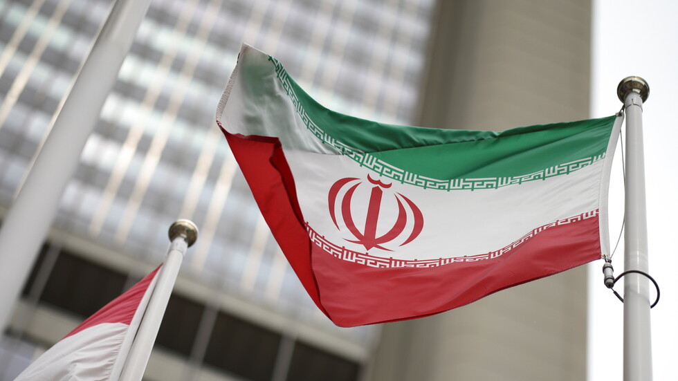 إيران ووكالة الطاقة الذرية تتفقان على تمديد اتفاق المراقبة النووية لمدة شهر
