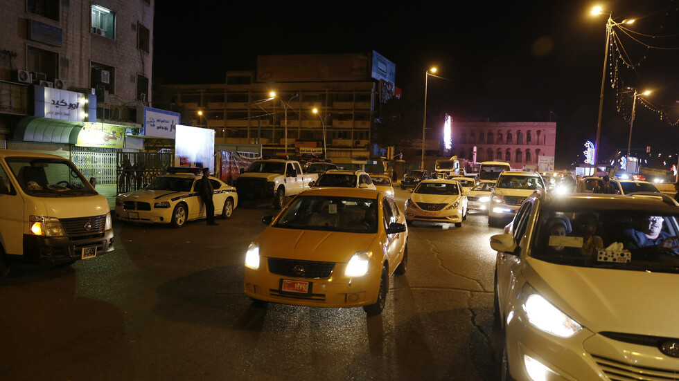 العراق.. الكاظمي يوجه بفتح تحقيق فوري بشأن حادثة اتصال فتاة بلواء في الجيش (فيديو)