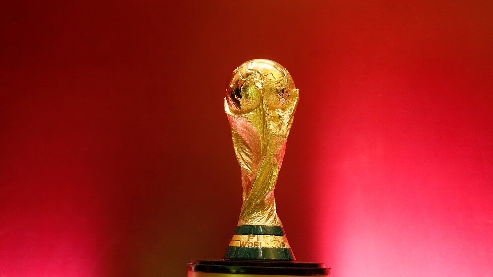 "تايمز": السعودية تخطط لاستضافة كأس العالم 2030