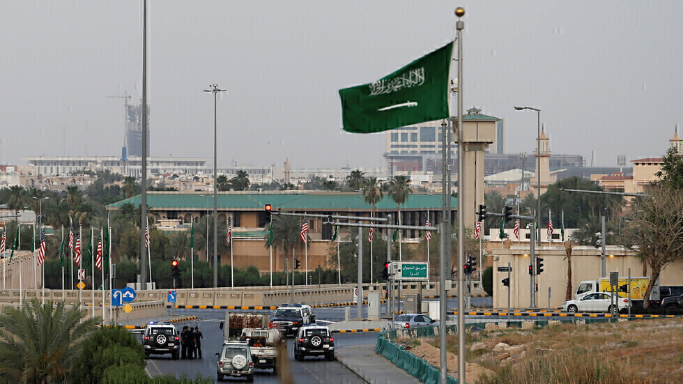 السعودية ترصد 1106 إصابات و14 وفاة جديدة بكورونا