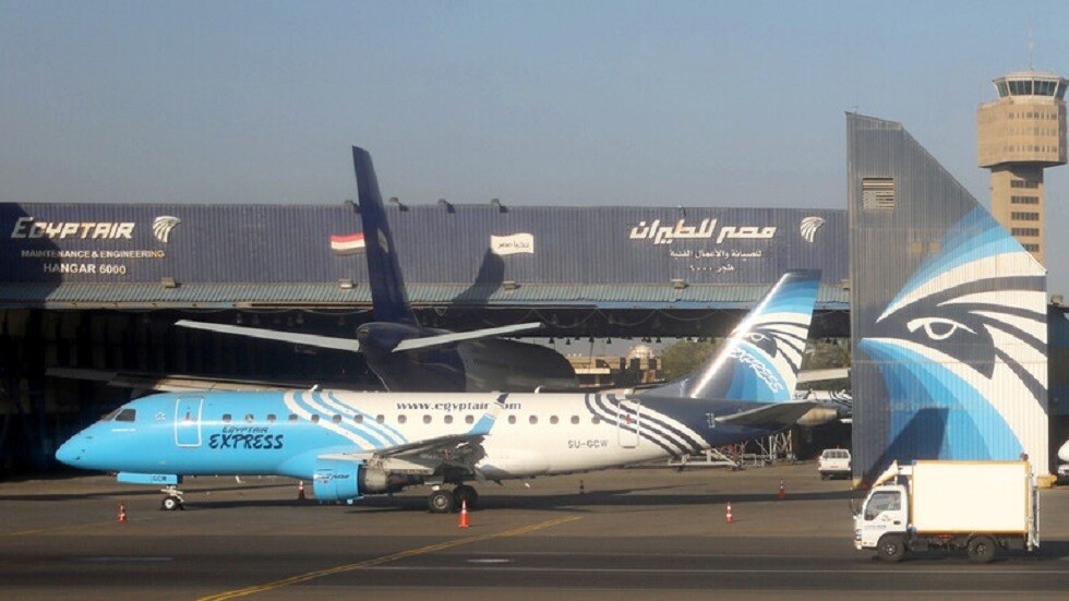 مصر للطيران تعلن شروط السفر إلى البحرين