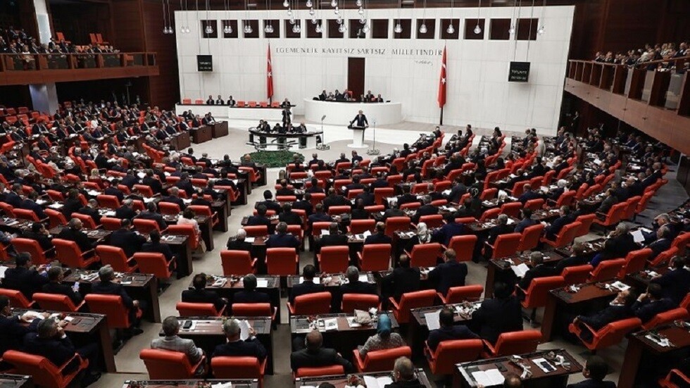 تركيا.. دعوى قضائية جديدة لحظر حزب الشعوب الديمقراطي المعارض