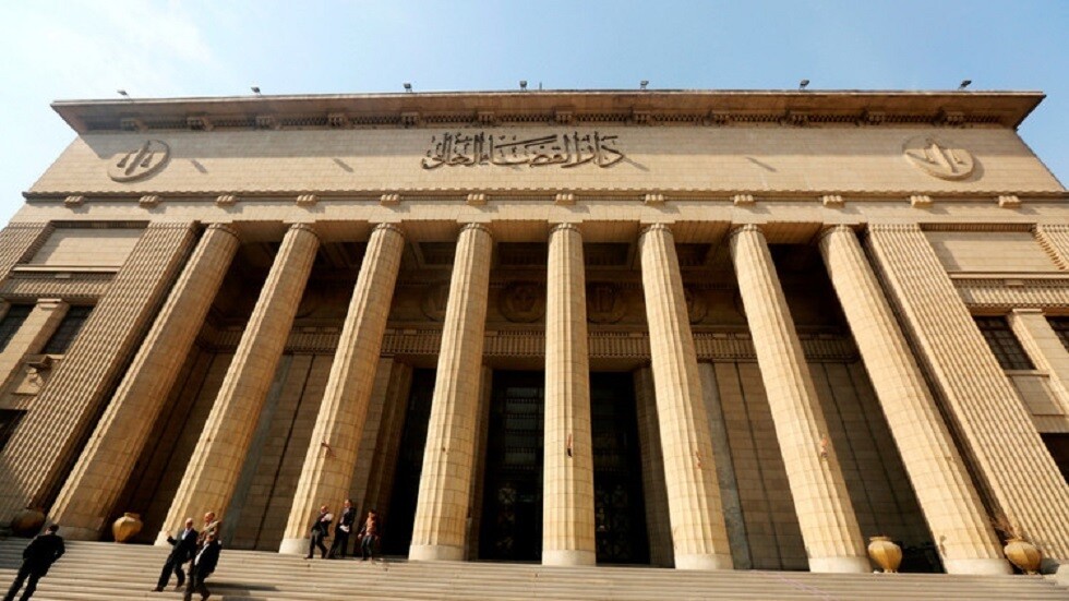 مصر.. حكم بإعدام شابين سوريين