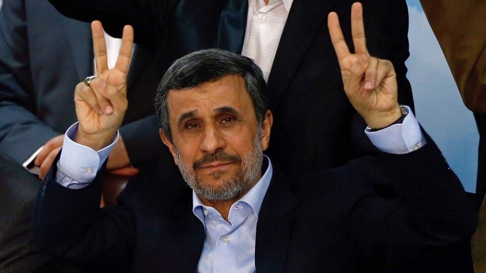 أحمدي نجاد: أكبر مسؤول إيراني لمكافحة التجسس الإسرائيلي كان جاسوسا لإسرائيل