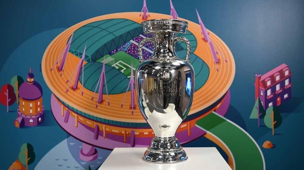 شاهد.. لاعبان يدخلان تاريخ "يورو 2020" من أوسع أبوابه