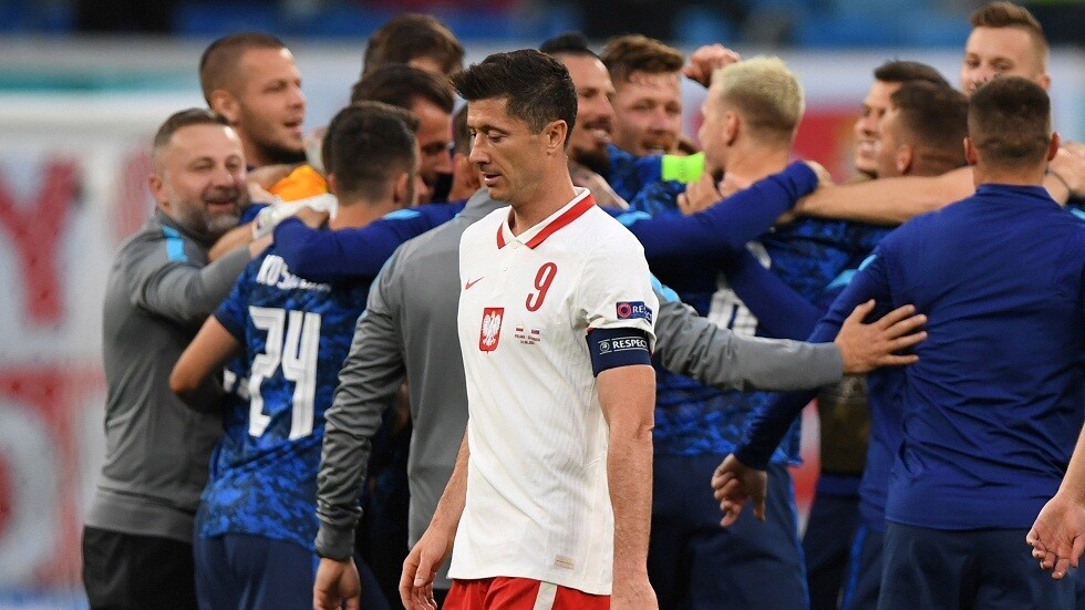 أمم أوروبا.. بولندا تبدأ مشوارها بالسقوط أمام سلوفاكيا (فيديو)