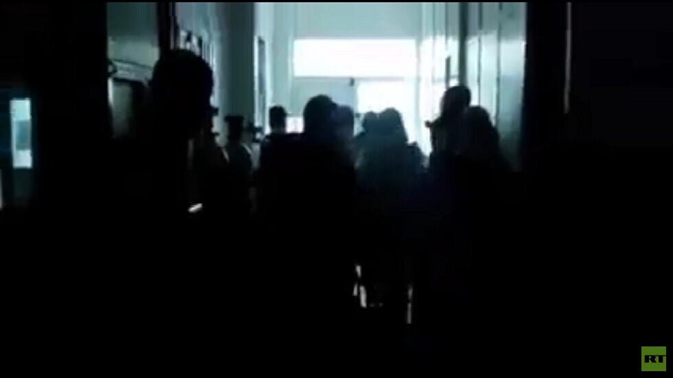تونس.. وفاة مصاب بكورونا بسبب انقطاع مفاجىء للتيار الكهربائي في القيروان (فيديو)