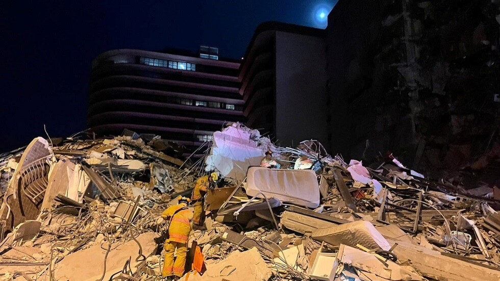 الولايات المتحدة.. البحث عن 99 شخصا تحت الأنقاض إثر انهيار مبنى في فلوريدا