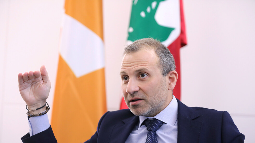 لبنان.. جبران باسيل يتهم أجهزة أمنية ونوابا وسياسيين بـ"الانخراط  في شبكات وعمليات تهريب"