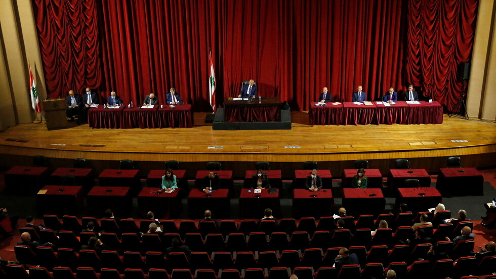البرلمان اللبناني يوافق على دعم نقدي بتكلفة 556 مليون دولار سنويا