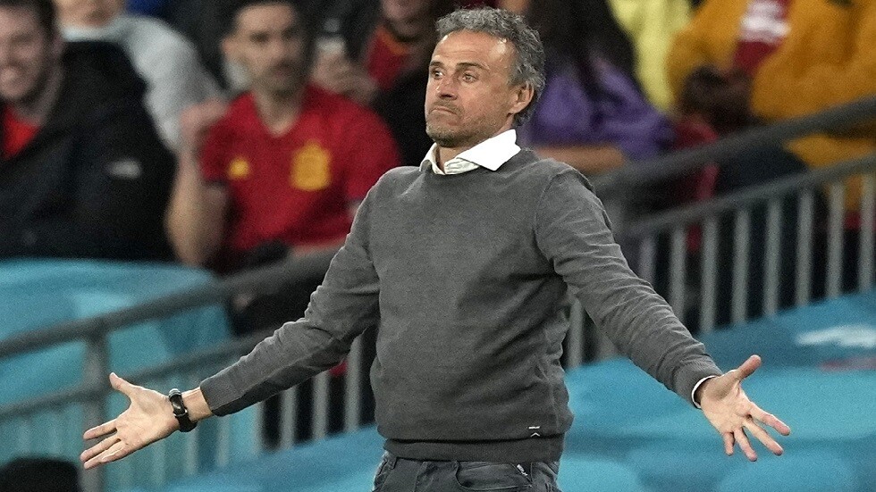 أول تعليق لإنريكي بعد خروج إسبانيا من نصف نهائي كأس أوروبا