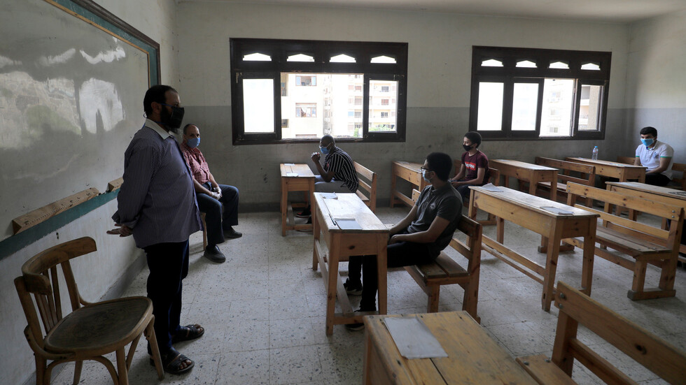مصر..امتحانات اللغة العربية للثانوية العامة تثير جدلا واسعا وتدفع السلطات إلى التحرك الفوري