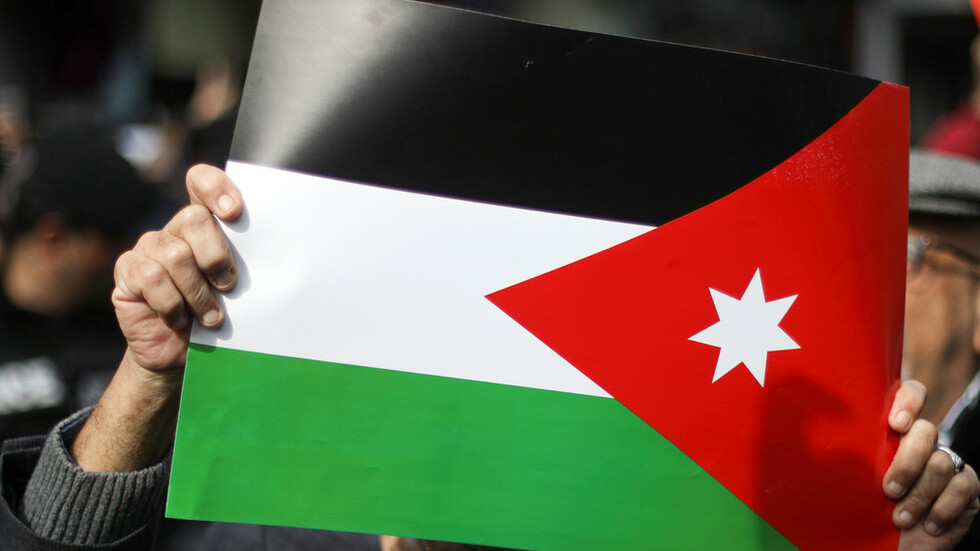 رئيس المحكمة في قضية 