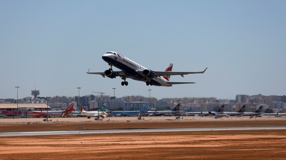 البرتغال: إلغاء أكثر من 200 رحلة جوية بعد إضراب عمال المطارات