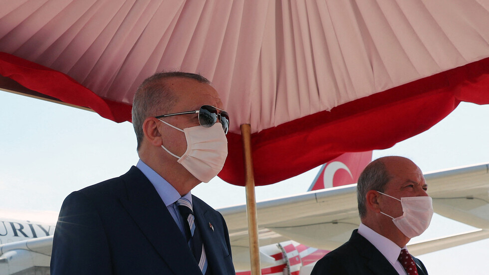 أردوغان يزور متحفا مكرسا لـ