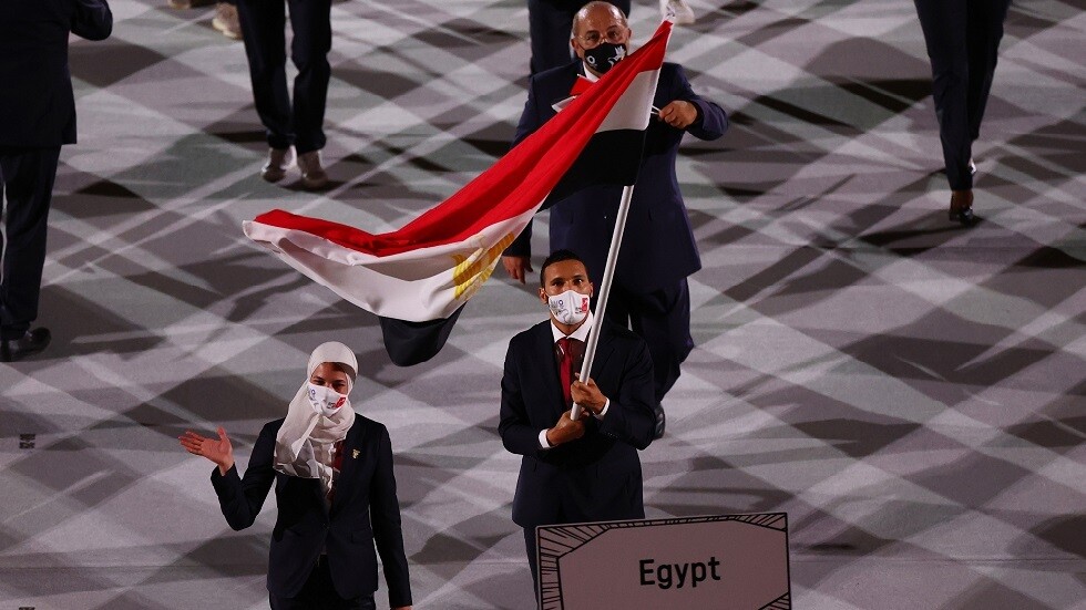 مستشهدا بالإيرانيات واليونانيات.. ميدو ينتقد لباس الرياضيات المصريات في طوكيو (صور+فيديو)