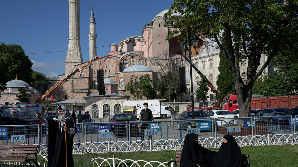 أنقرة: انتقادات اليونسكو الموجهة إلى تركيا بسبب آيا صوفيا 