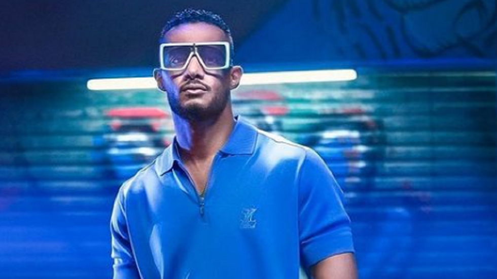 محمد رمضان يثير الجدل بتعاونه مع موروني بطل فيلم الإغراء "365 يوما"