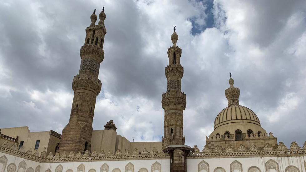 الأزهر يقدم التعازي بضحايا حرائق تركيا